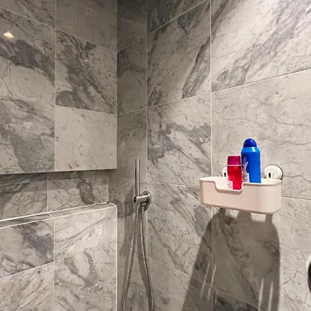 élégant à Cœur De 2ème Parigi